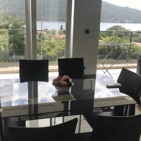 דירה Modern With Sea View פודגוריצה
